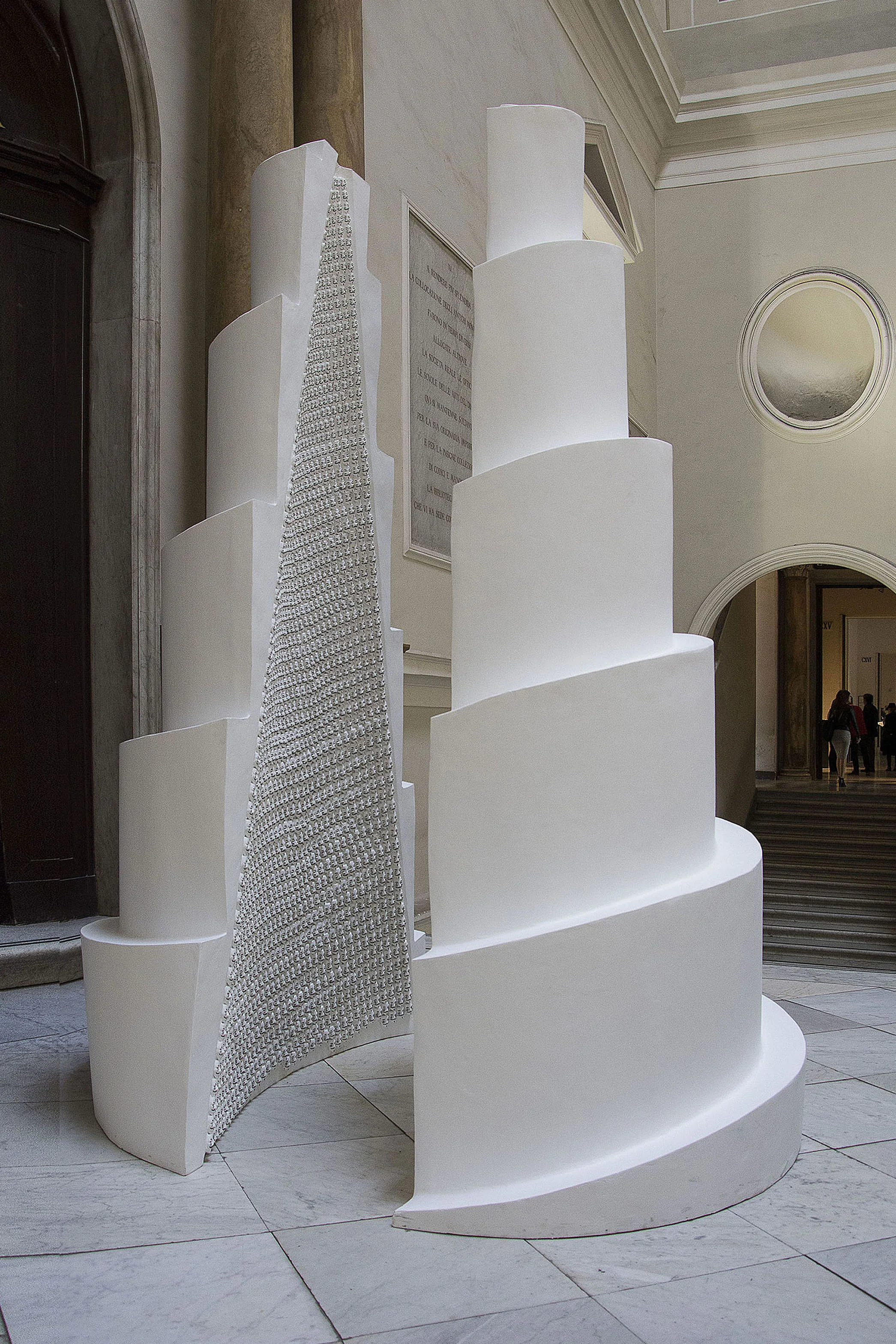 The End of the Beginning , 2016 . MANN – Museo Archeologico Nazionale di Napoli, Naples 2016. Fiberglass and enamel paint, 280x200x160 cm. Installation view. Photo: Sergio Vecia