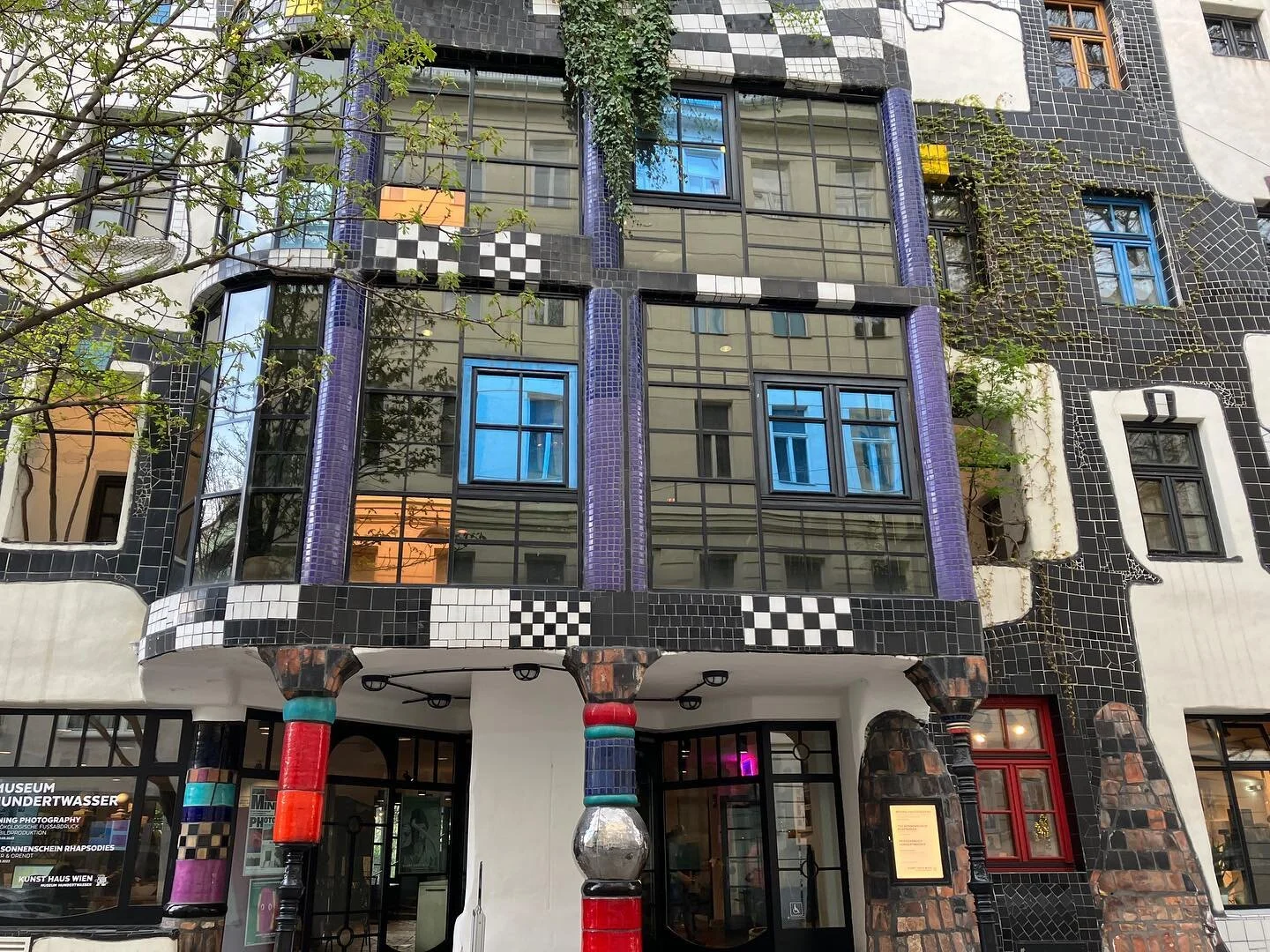 Finally am in Vienna , birthplace of my mother .  So grand and historical yesterday we went to the Hundertwasser house/museum. Walked around a small part of the old area and had our cake fix