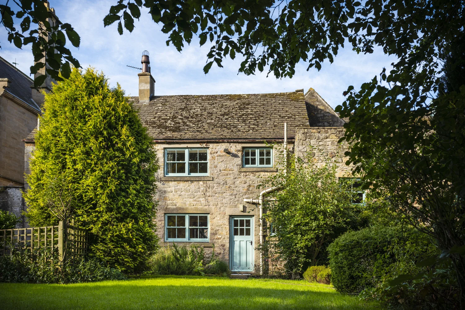 Stable cottage.jpg