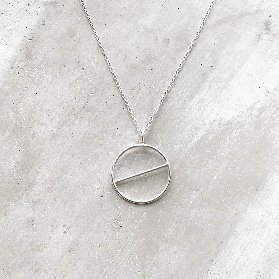 SILVERNECKLACE_edit.jpg