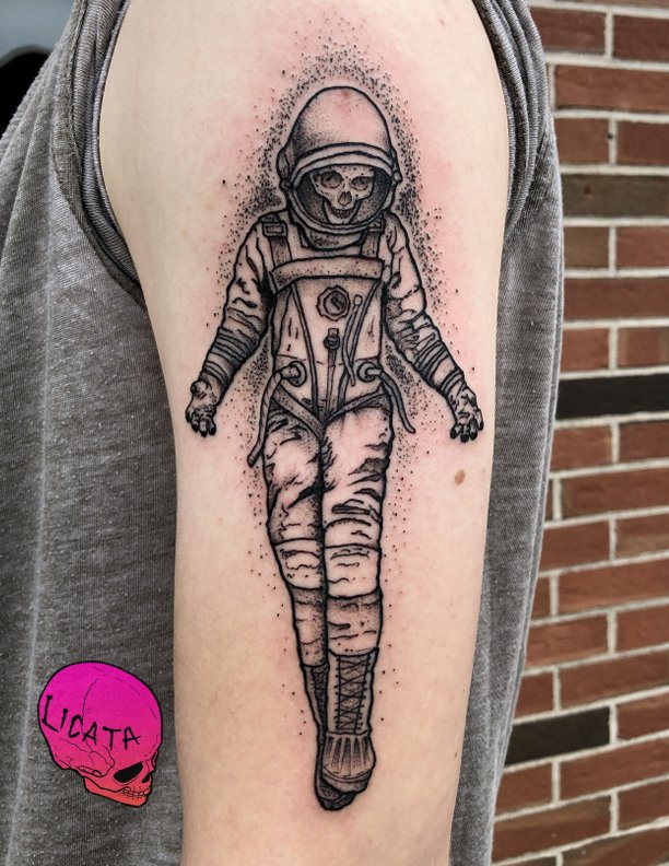 blackwork astronaut tattoo.jpg