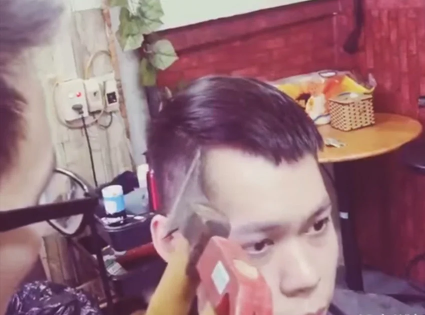 marteauethache.jpg