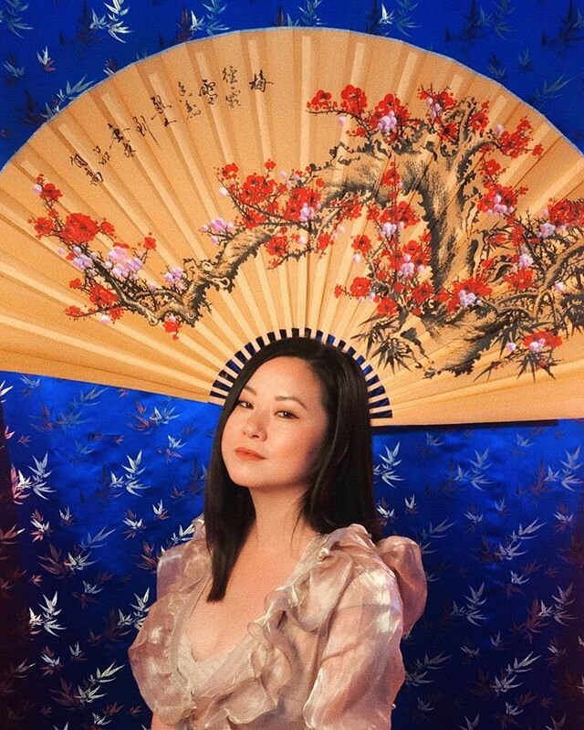 New year, new LinkedIn profile pic🧧 Thanks @ourplace for enabling me to do the most alongside other queens 👑@jennydorsey @leitihsu @chinesebeancurd @missshumai ✨ I&rsquo;m bringing this energy with me into the Year of the Rat🏮🐀