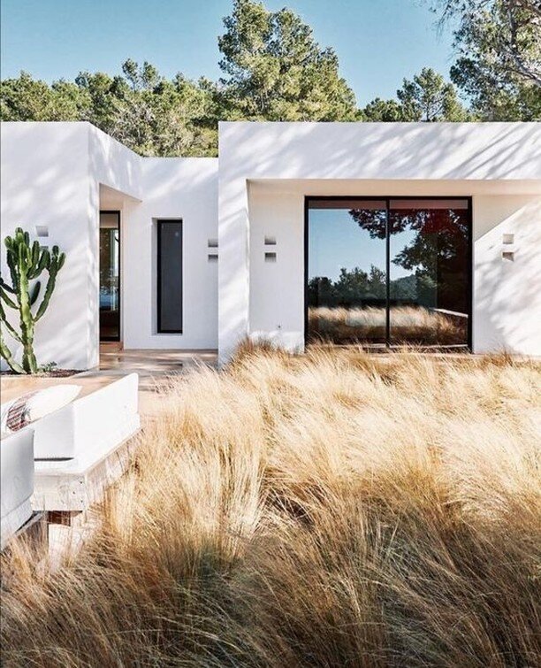 Dream House 🔥⠀
⠀
⠀
#architecture #design #simplicity #clenalines #interiordesign #interiors #home #casa