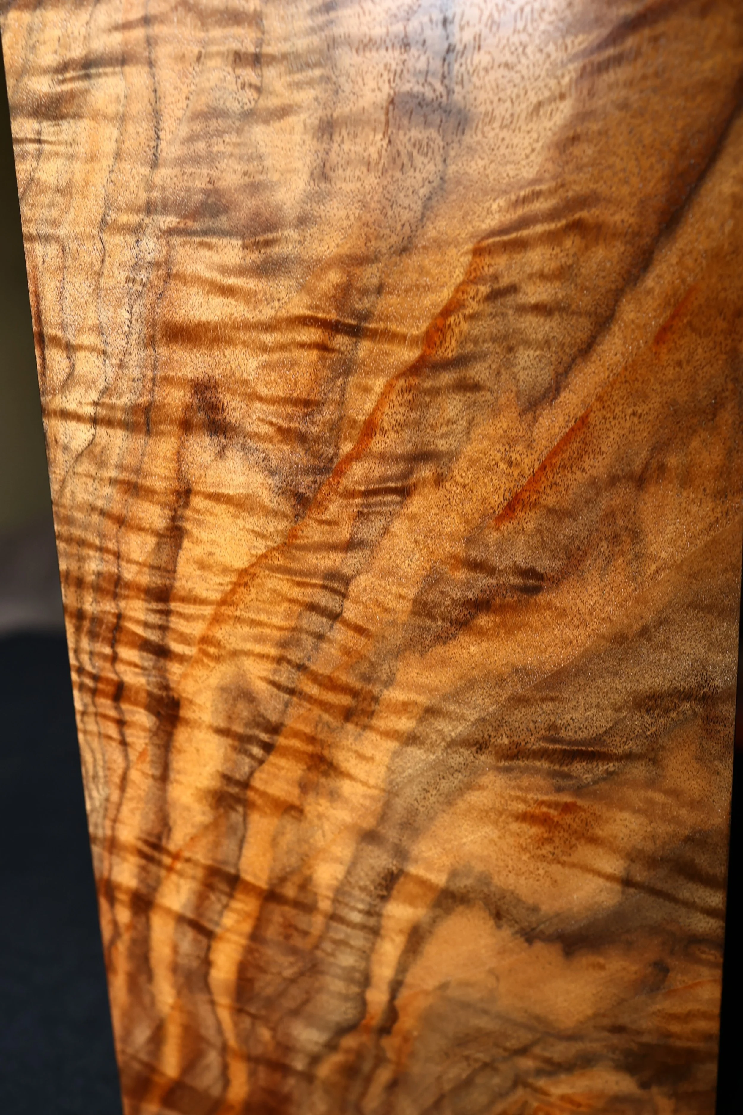 Curly Watercolor Claro Walnut