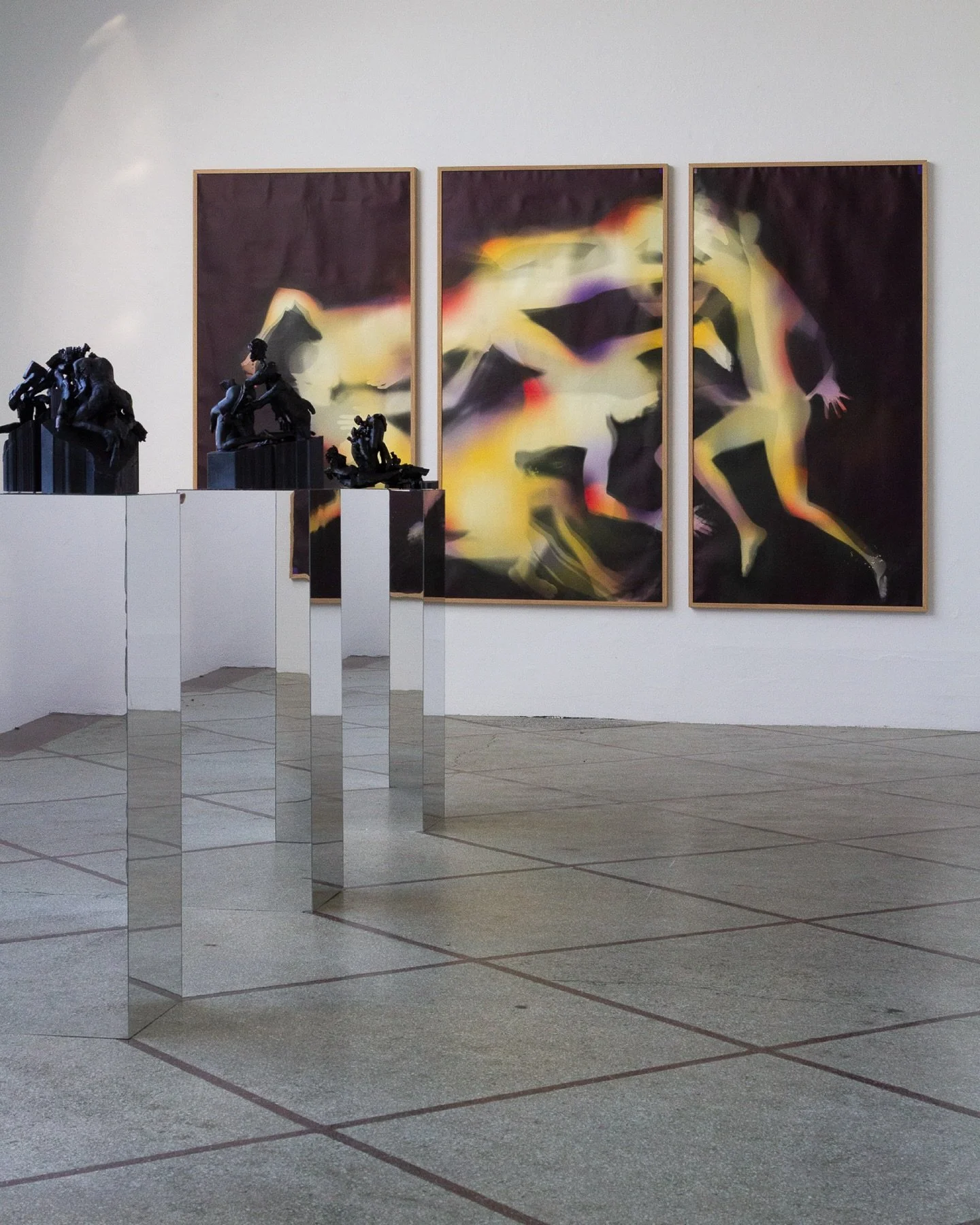 Sýningin 𝑺*𝒙 𝑻𝒂𝒑𝒆 eftir Viðar Loga og Miles Greenberg stendur til 9. nóvember.
Opnunartímar:
Mán–fim | kl. 8–16
Fös–sun | kl. 8–17
Verið velkomin – frítt inn!
🔀