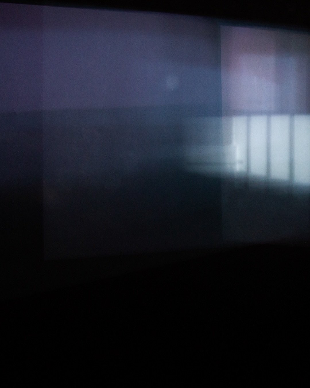 Takk &ouml;ll fyrir komuna &aacute; opnun einkas&yacute;ningar S&ouml;ru Bj&ouml;rnsd&oacute;ttur, Sk&iacute;ma/Glow, &iacute; Gryfjunni!

S&yacute;ningin stendur til 15.02.25✨

🔀

Thank you all for coming to the opening of S&aacute;ra Bj&ouml;rnsd&