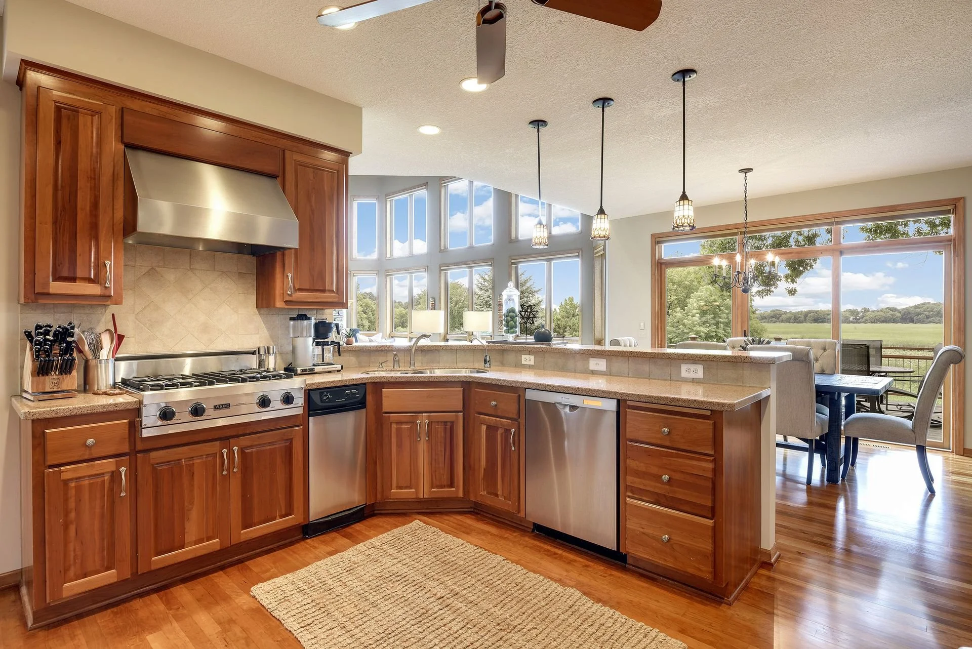 1045 Settlers Road - Spacecrafting - 0026.jpg