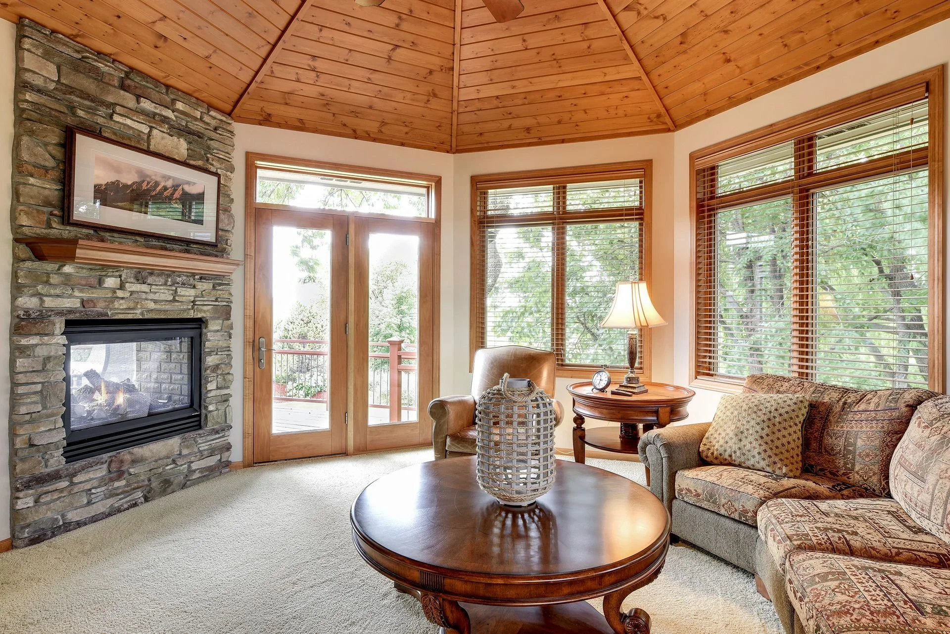 1045 Settlers Road - Spacecrafting - 0029.jpg