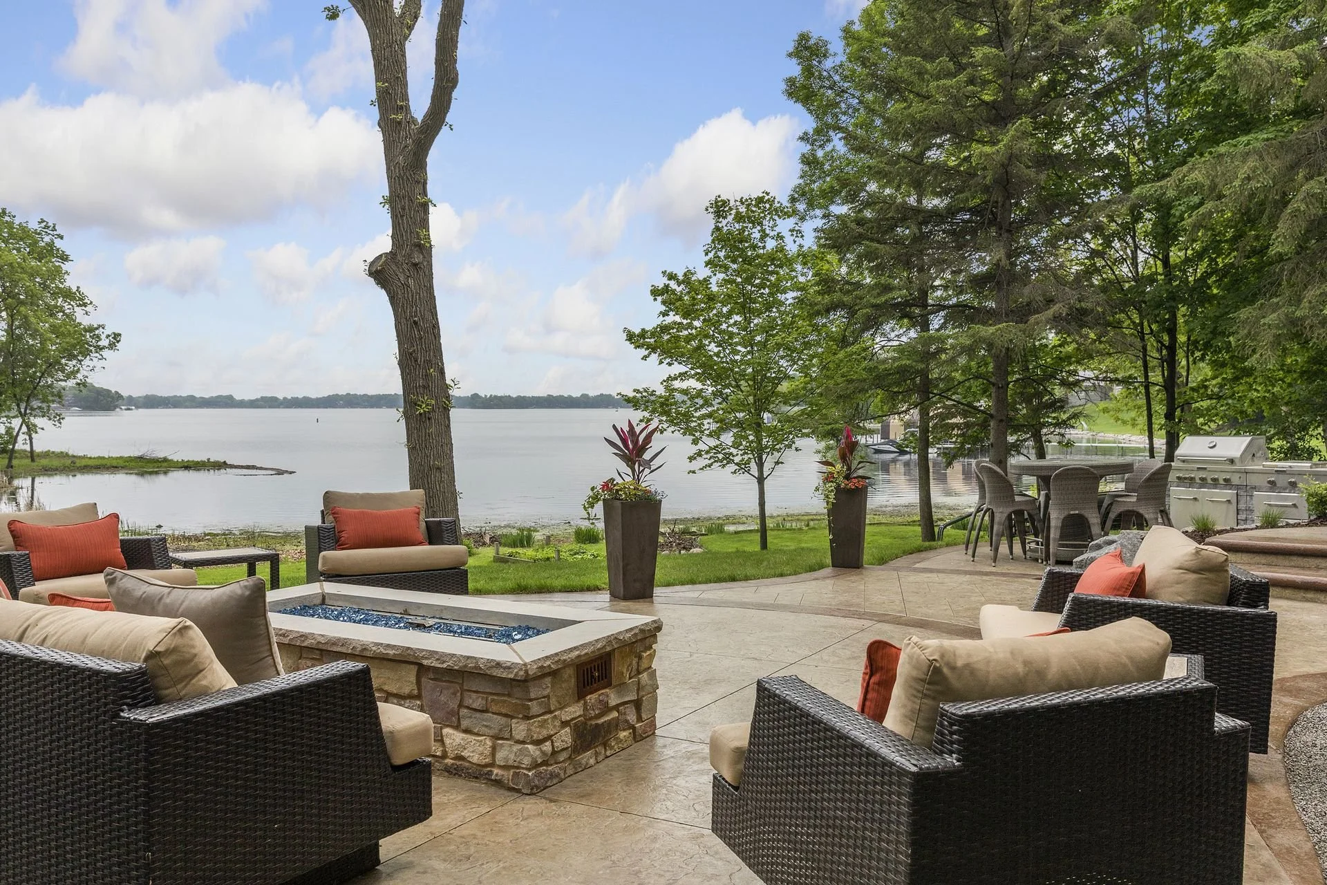 2618 Casco Point Road - Spacecrafting - 0010.jpg