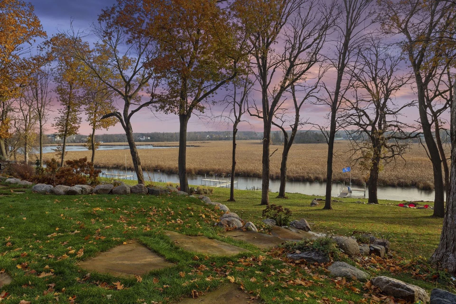 7081 Halstead Drive - Spacecrafting - 0004.jpg