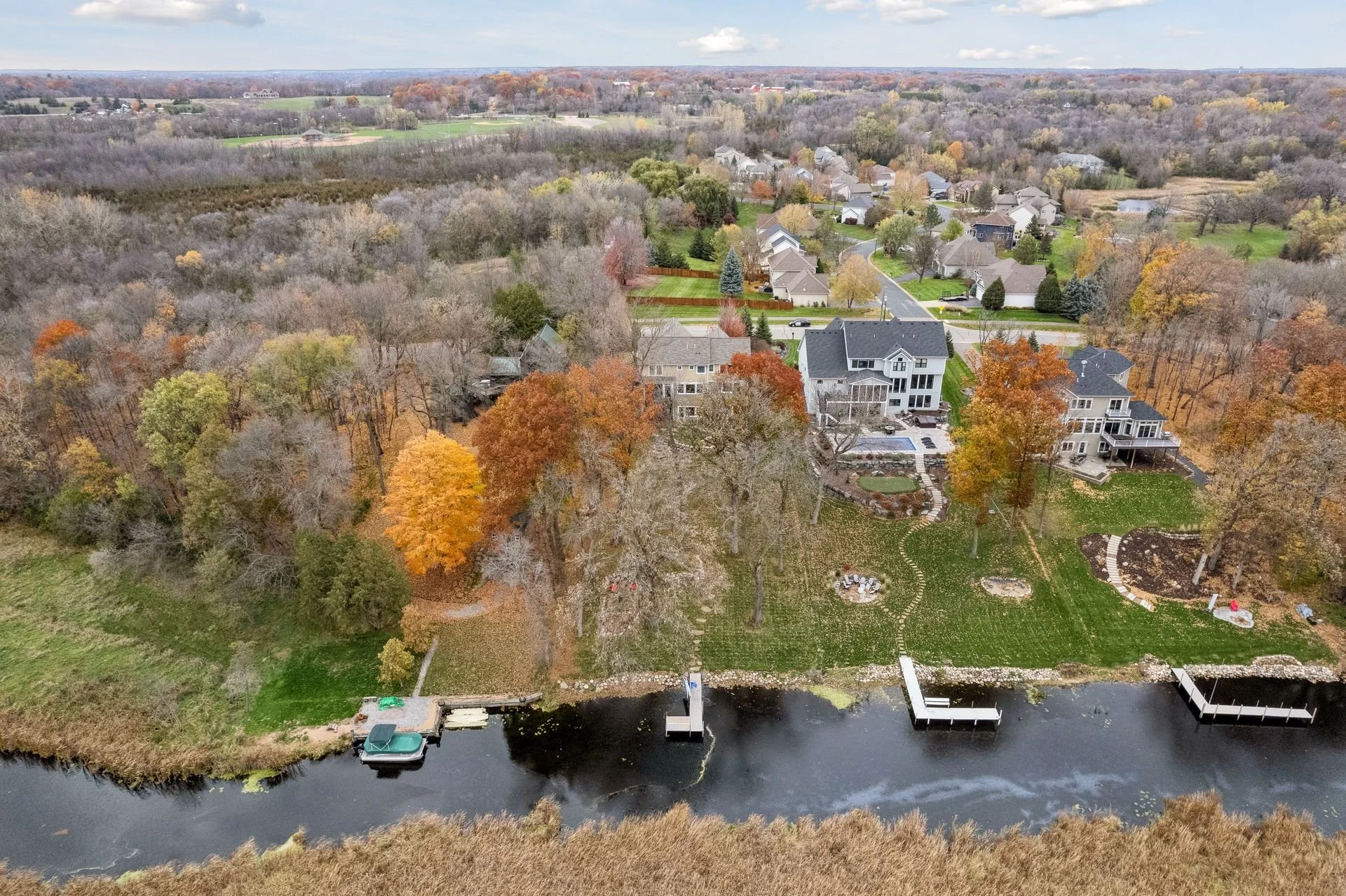 7081 Halstead Drive - Spacecrafting - 0069.jpg