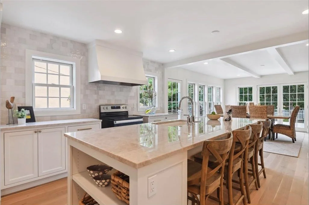 101 Center Street 9.jpg