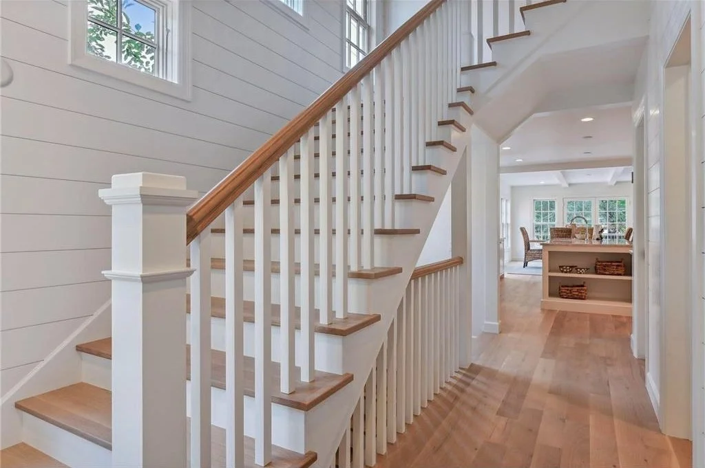 101 Center Street 13.jpg