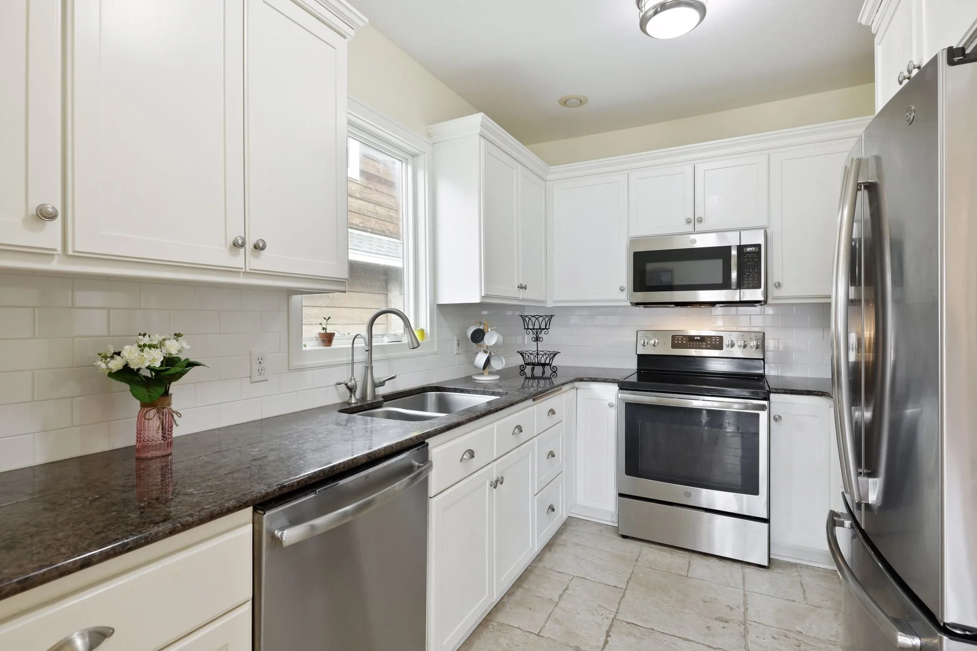 605 Park Lane - Spacecrafting - 0017.jpg