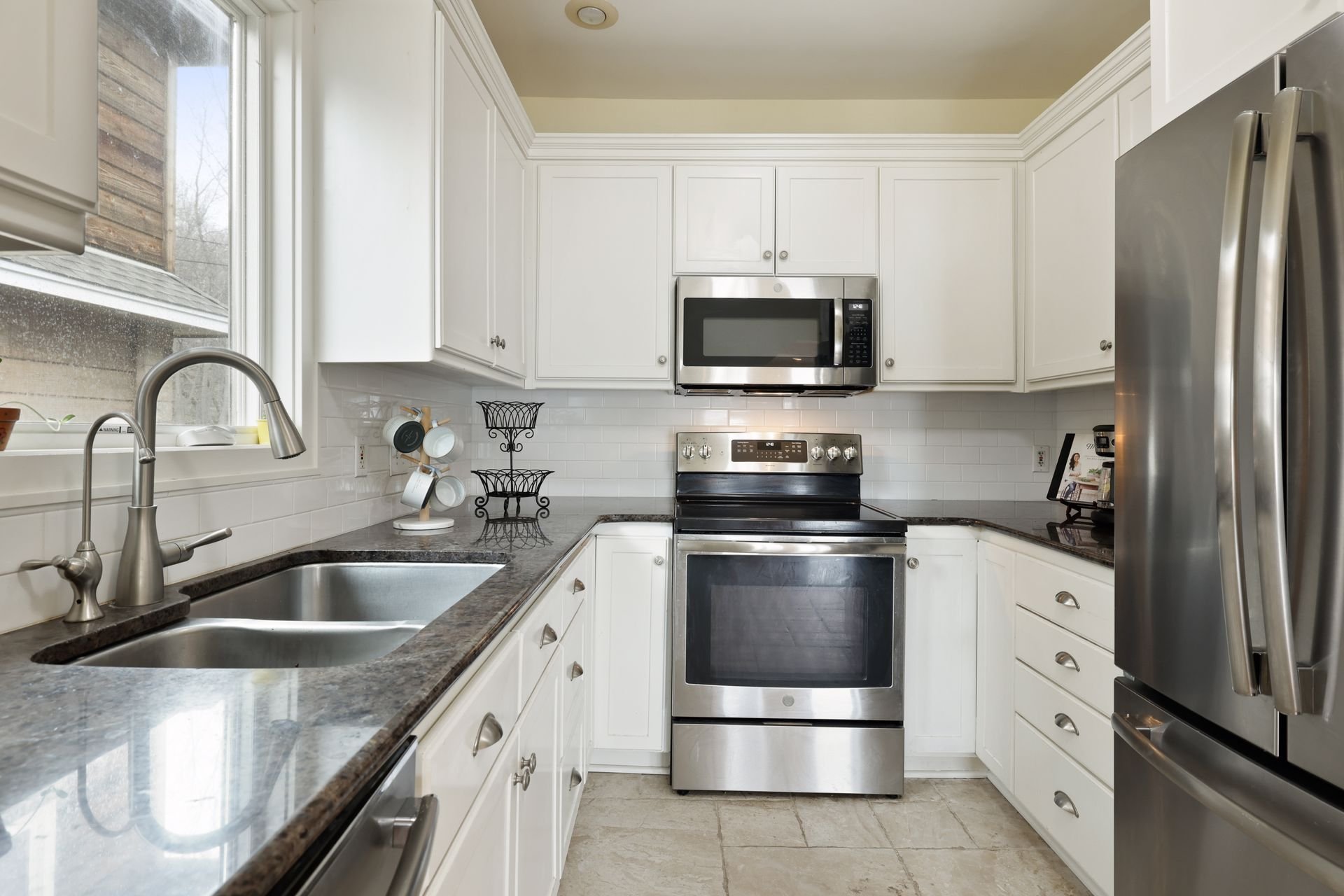 605 Park Lane - Spacecrafting - 0018.jpg