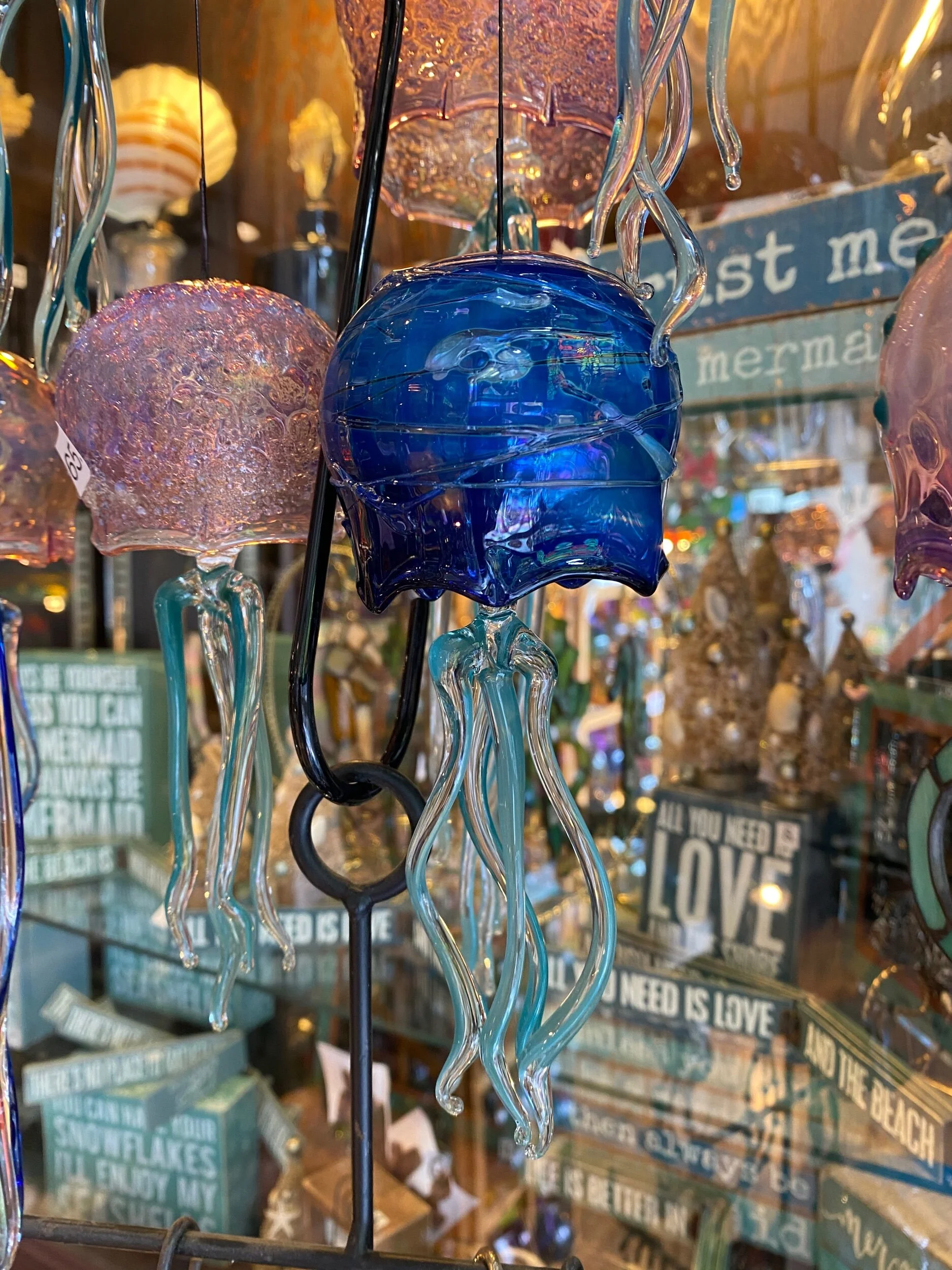 06B2A4BE-EB8A-4383-B515-37F561013D3B