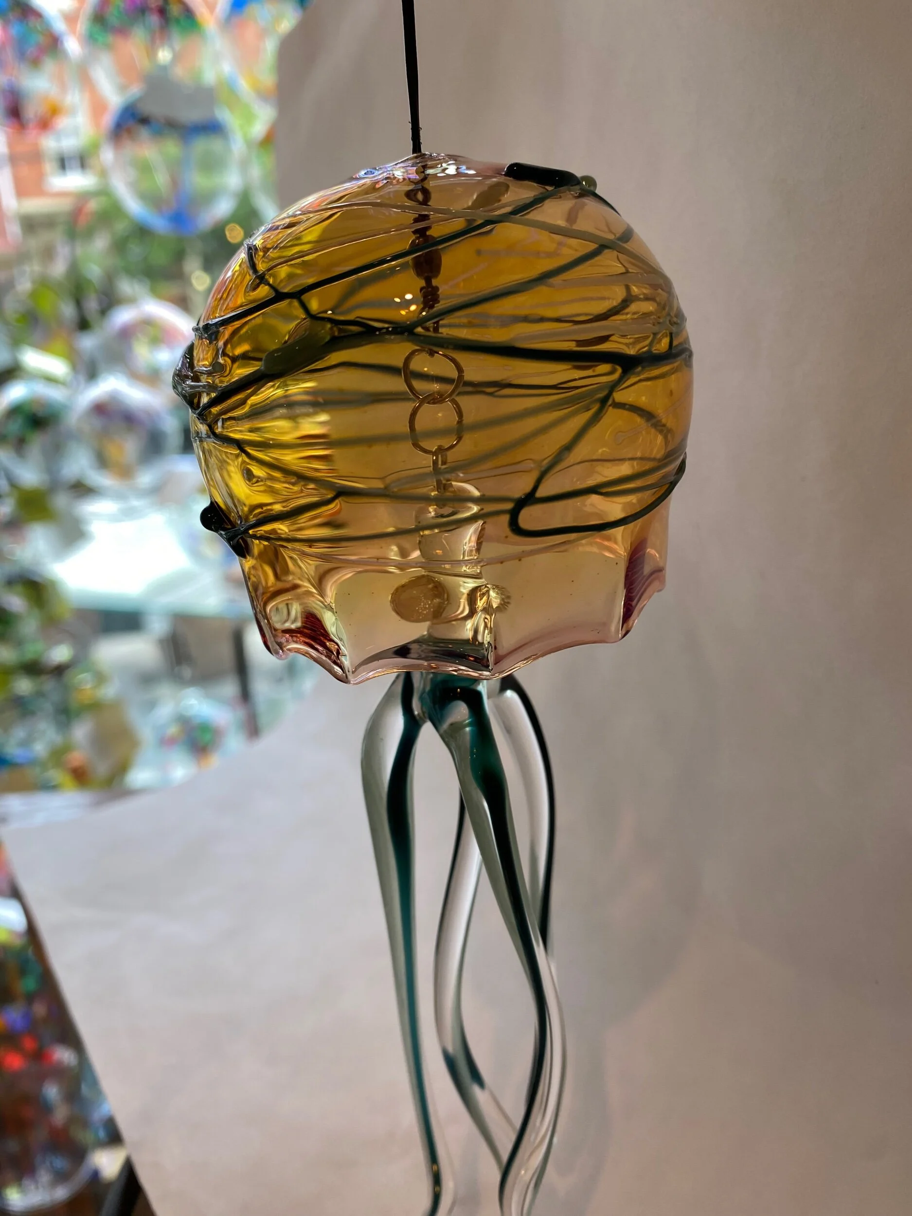 03920150-B423-454C-8BF4-BE0717763989