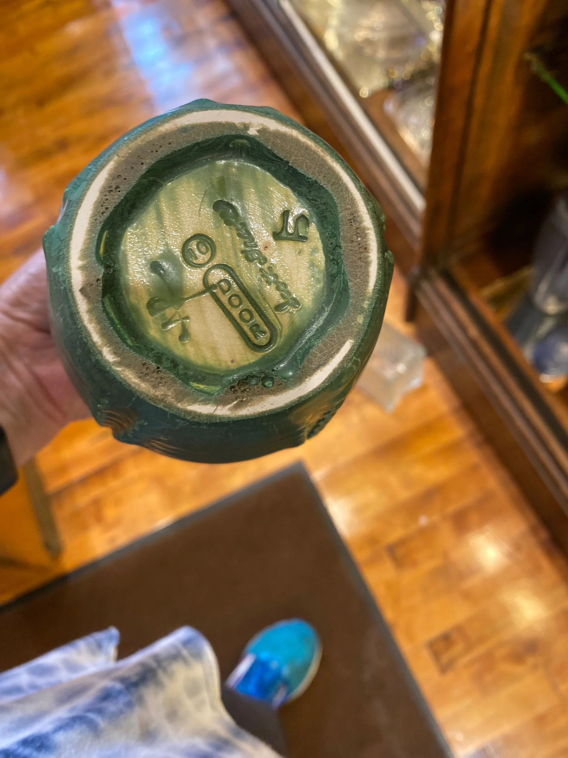 7C1A8D2C-F2FF-4352-B911-7C0925803CF5