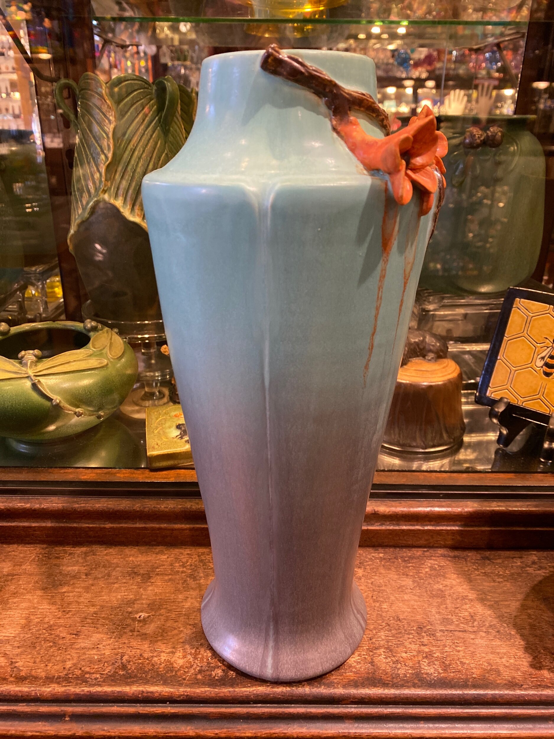 08909AEF-A33B-4A16-881D-12F09BD9C270