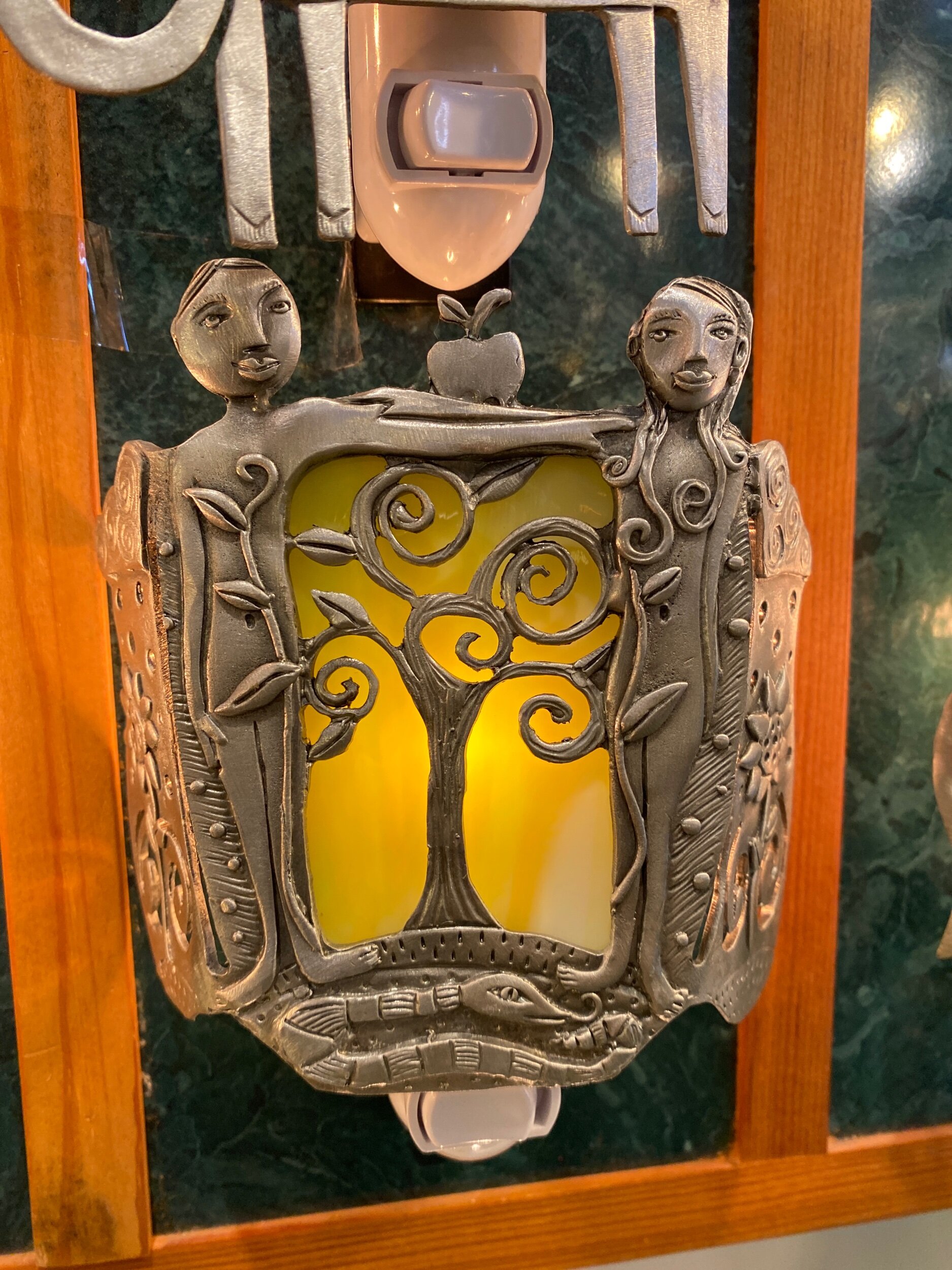 B3E63C9B-E785-4426-A54A-8310C2F256D5