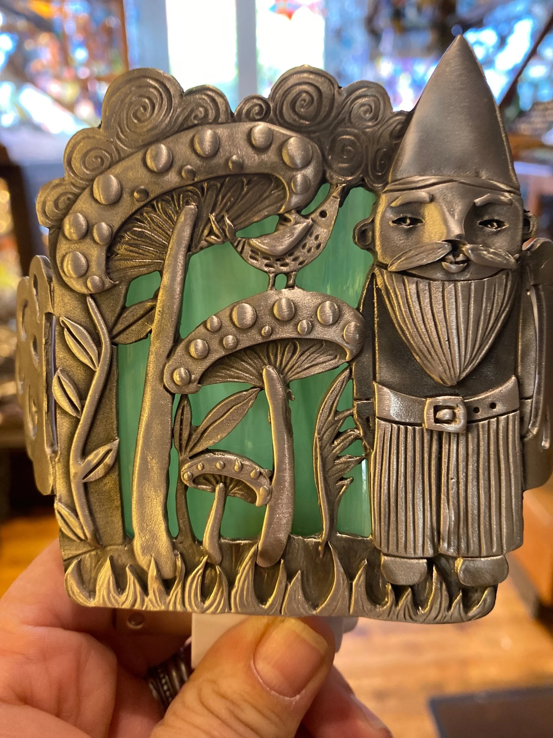 BEBB76DF-6252-4117-B4B7-A2FAC4640ADD