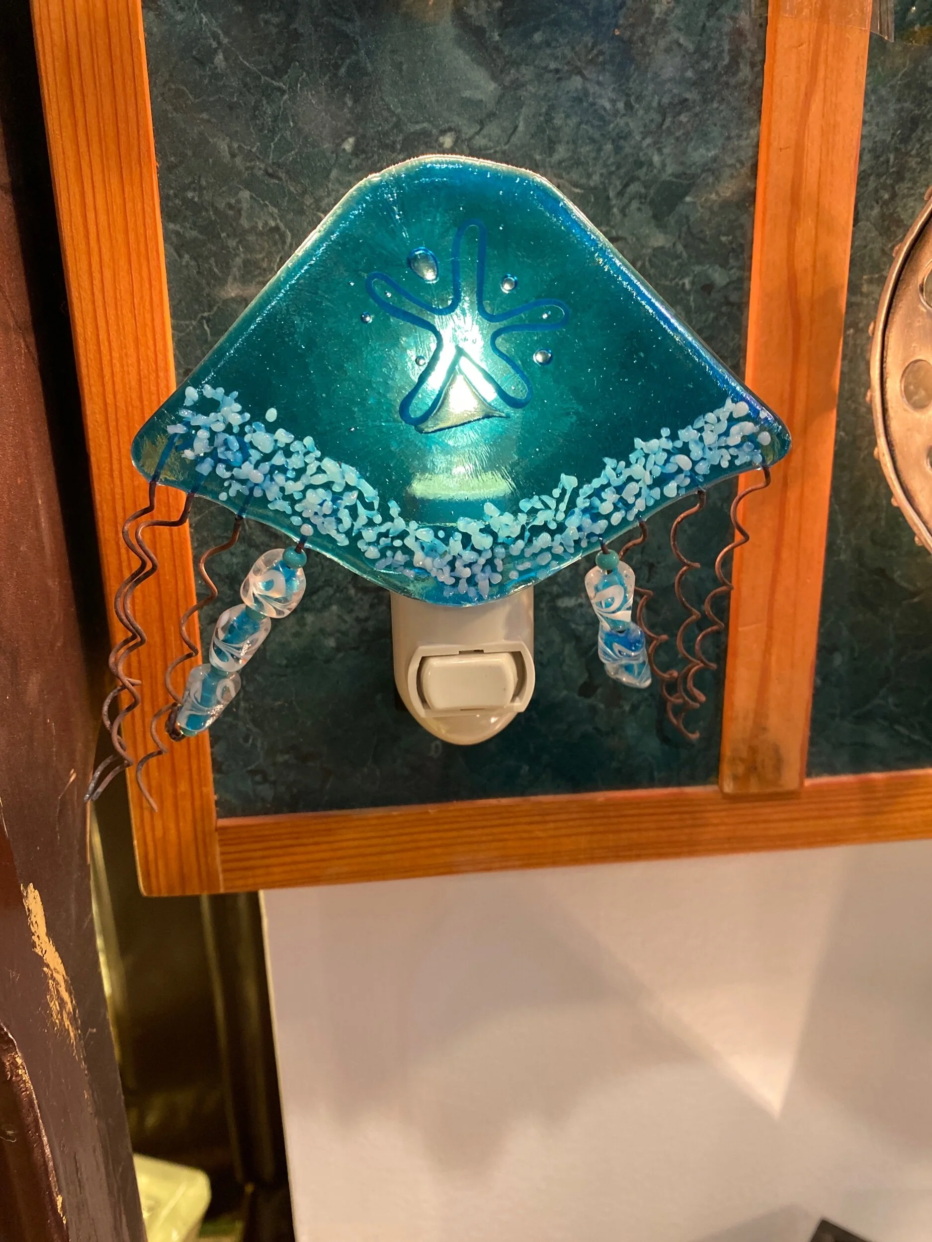 6BA7DF09-69FE-4C60-8D53-F196F9E5A762