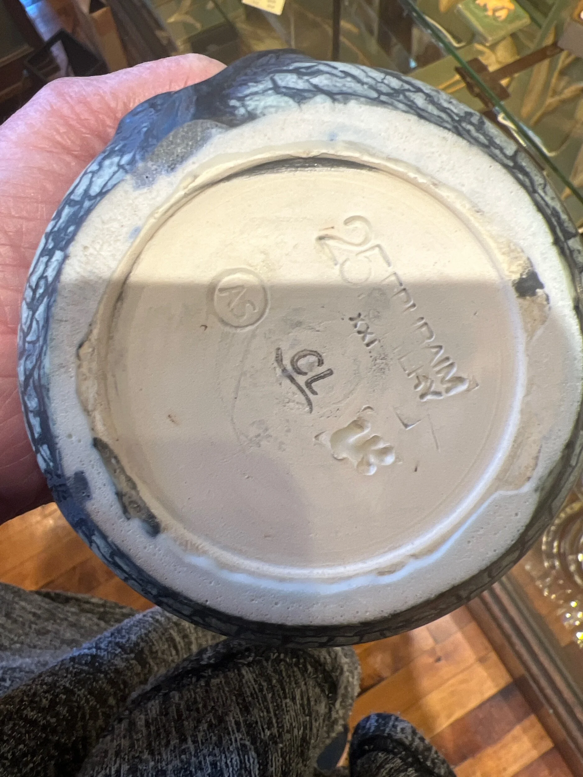 9427AF14-CA89-447D-B23B-617565D9C525