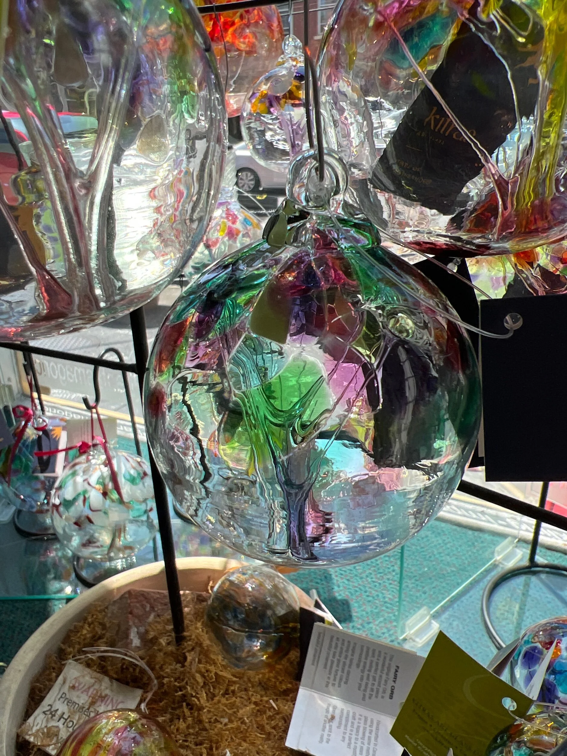 2BB12DF2-6B72-4AE9-A4EA-98829DFC88FF