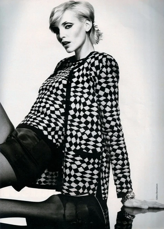 NADJA AUERMANN - PHOTO: GILLES BENSIMON