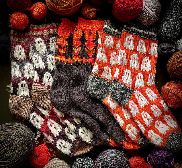 halloween socks with ghosts