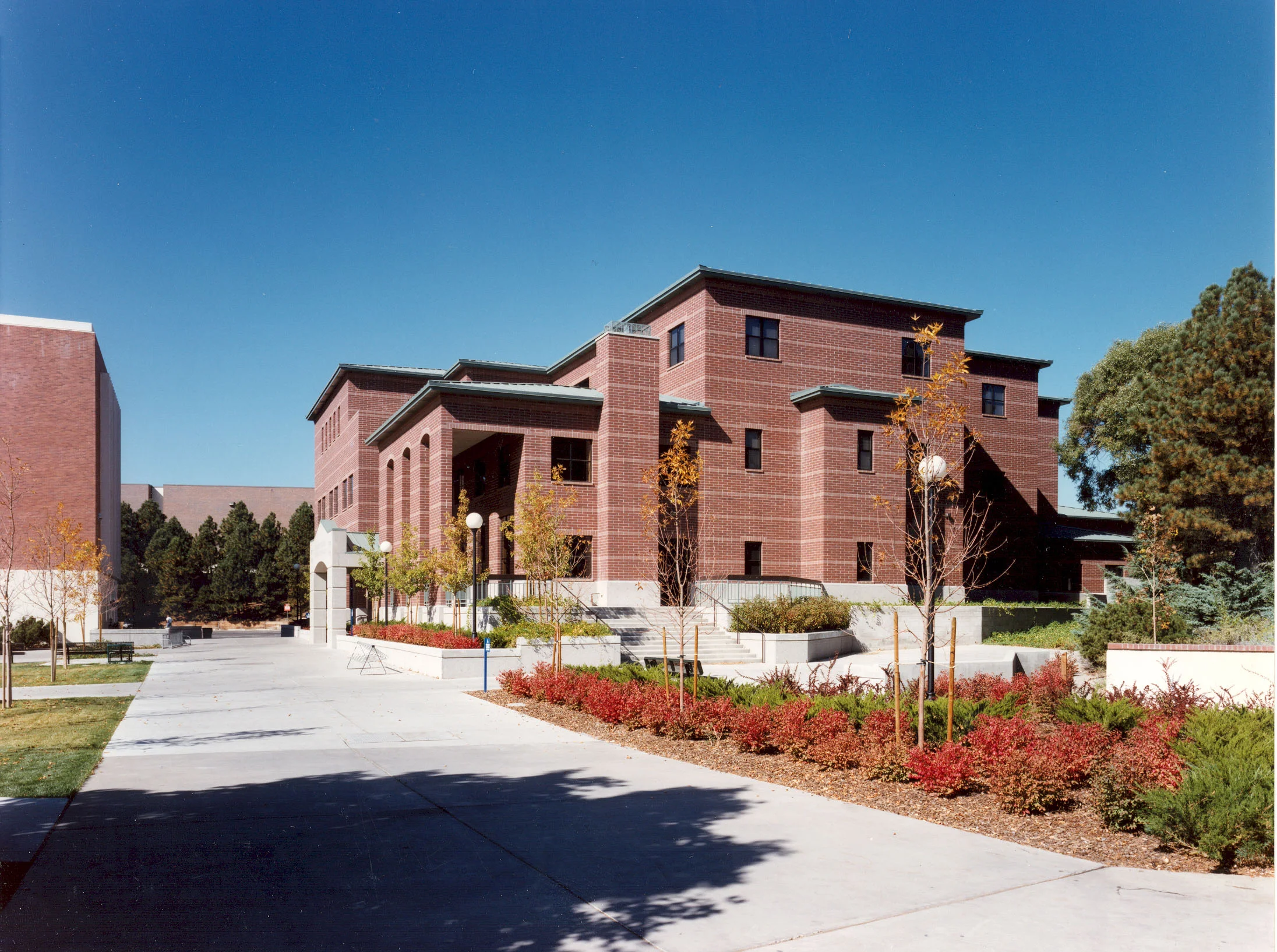 UNR Journalism exterior2.jpg