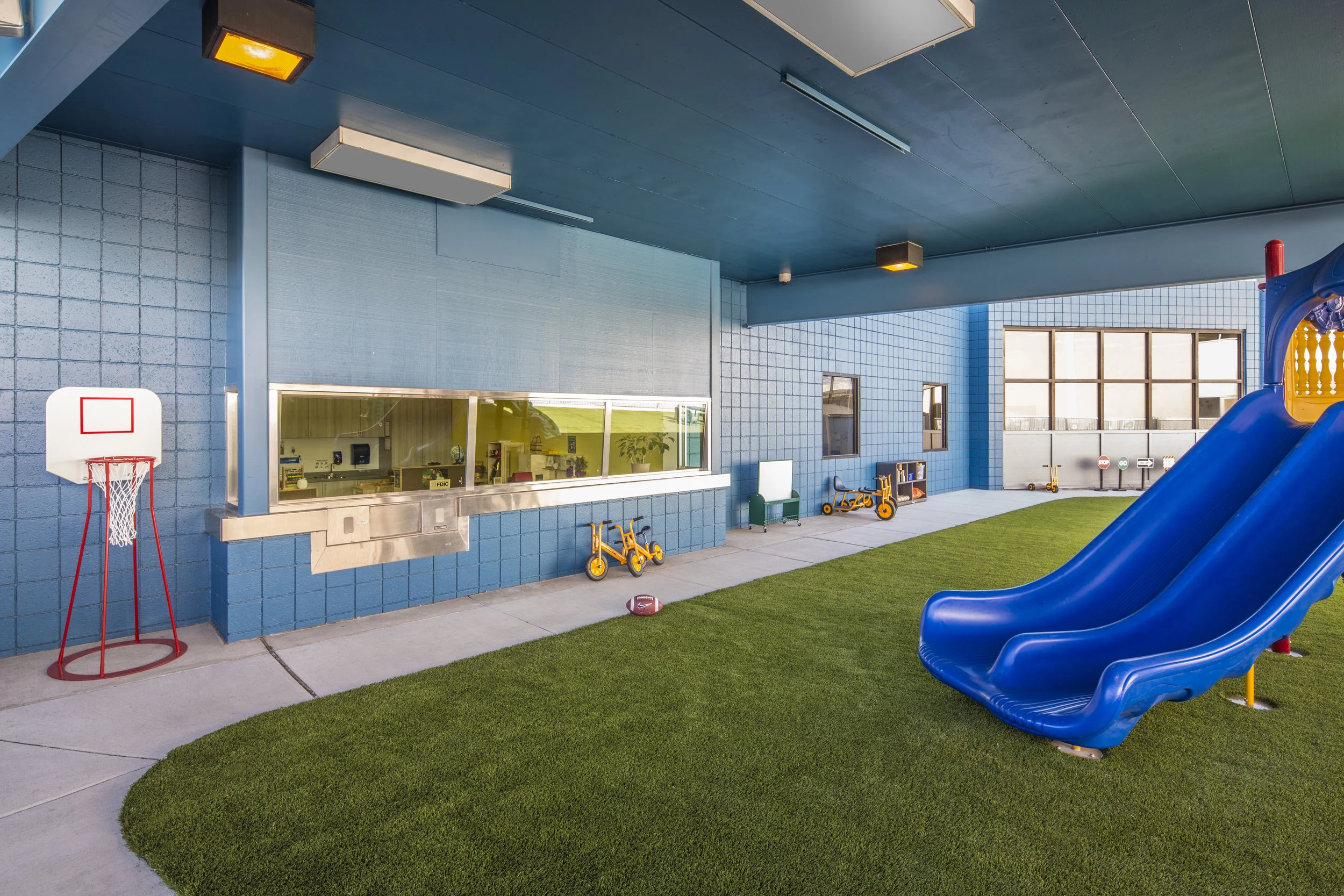 dow_49054playground.JPG