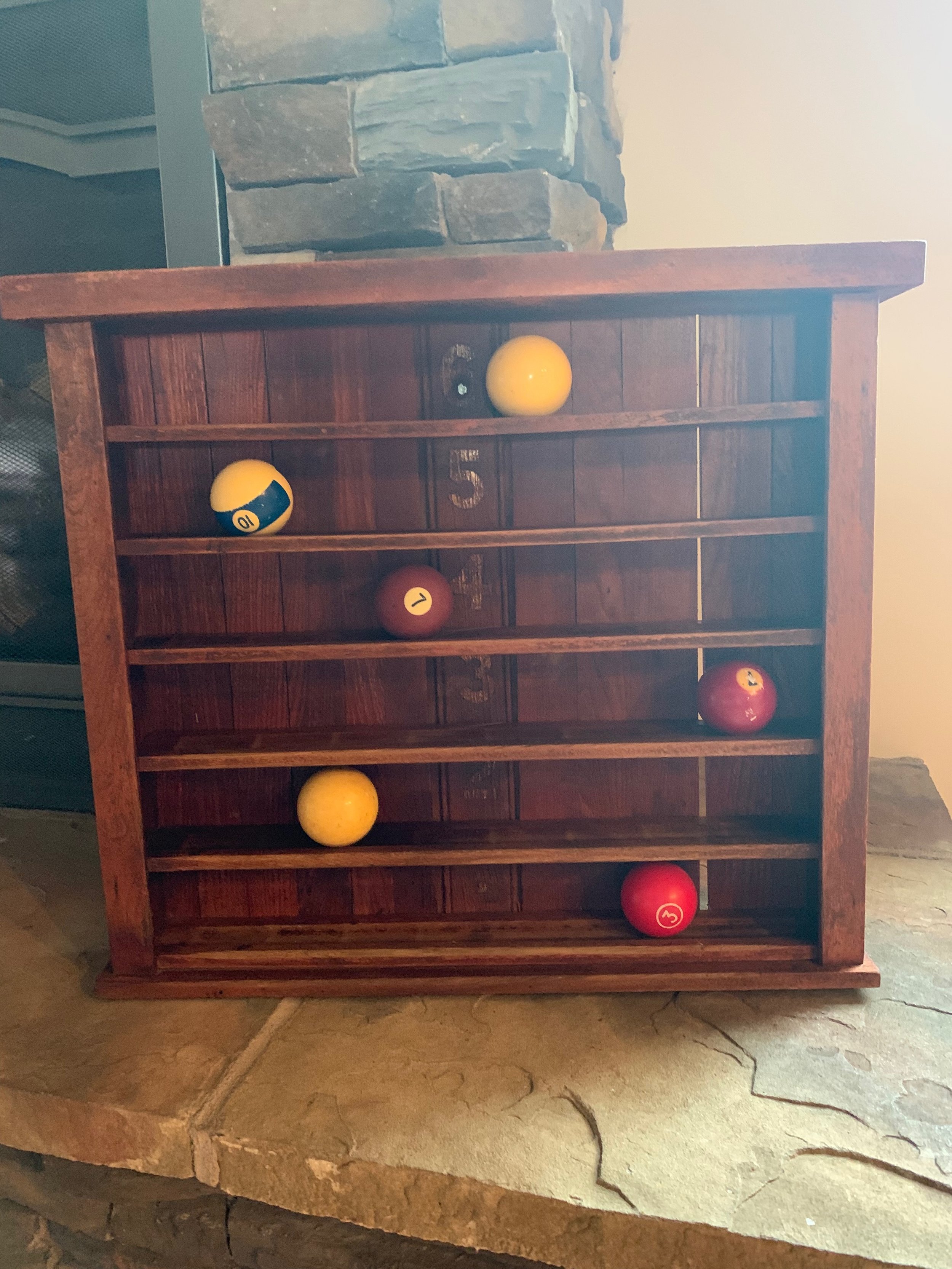 billards rack.jpeg