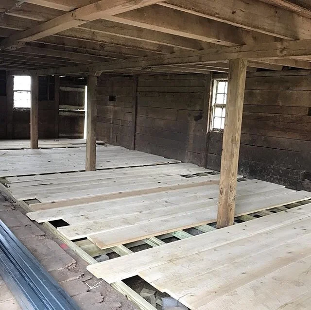 Barn Repair work continuing. It’s so nice to see the progress and this beauty getting saved. Working on the old house as well.  Will post photos of that soon. #barns #savethisoldbarn #oldbarnsofinstagram #oldbarns