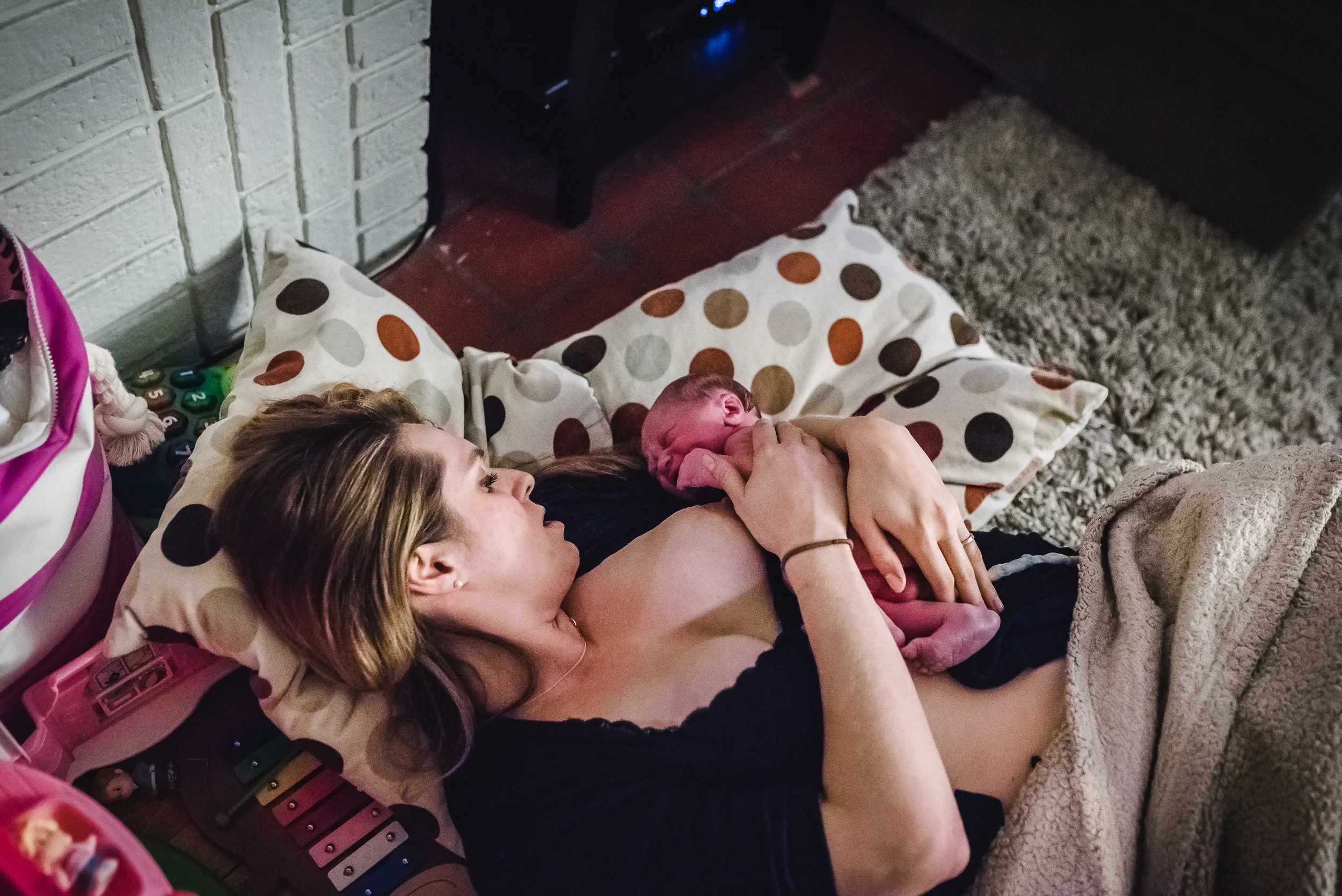 VBAC Home Birth in Pittsburgh birth photo