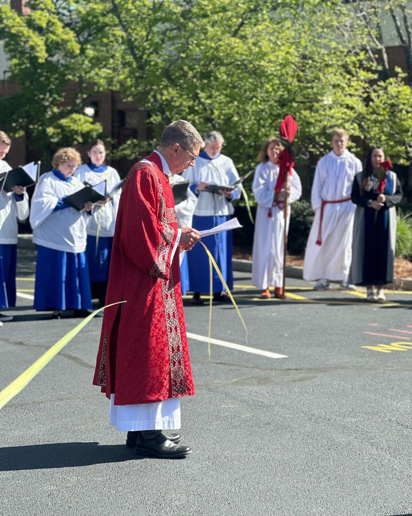 Palm Sunday was a morning full of worship and fellowship at St. Martin&rsquo;s, making for a joyous start to Holy Week. 

We hope you&rsquo;ll join us this week for the following services leading up to Easter: 

- Maundy Thursday, March 28, at 7:00 p