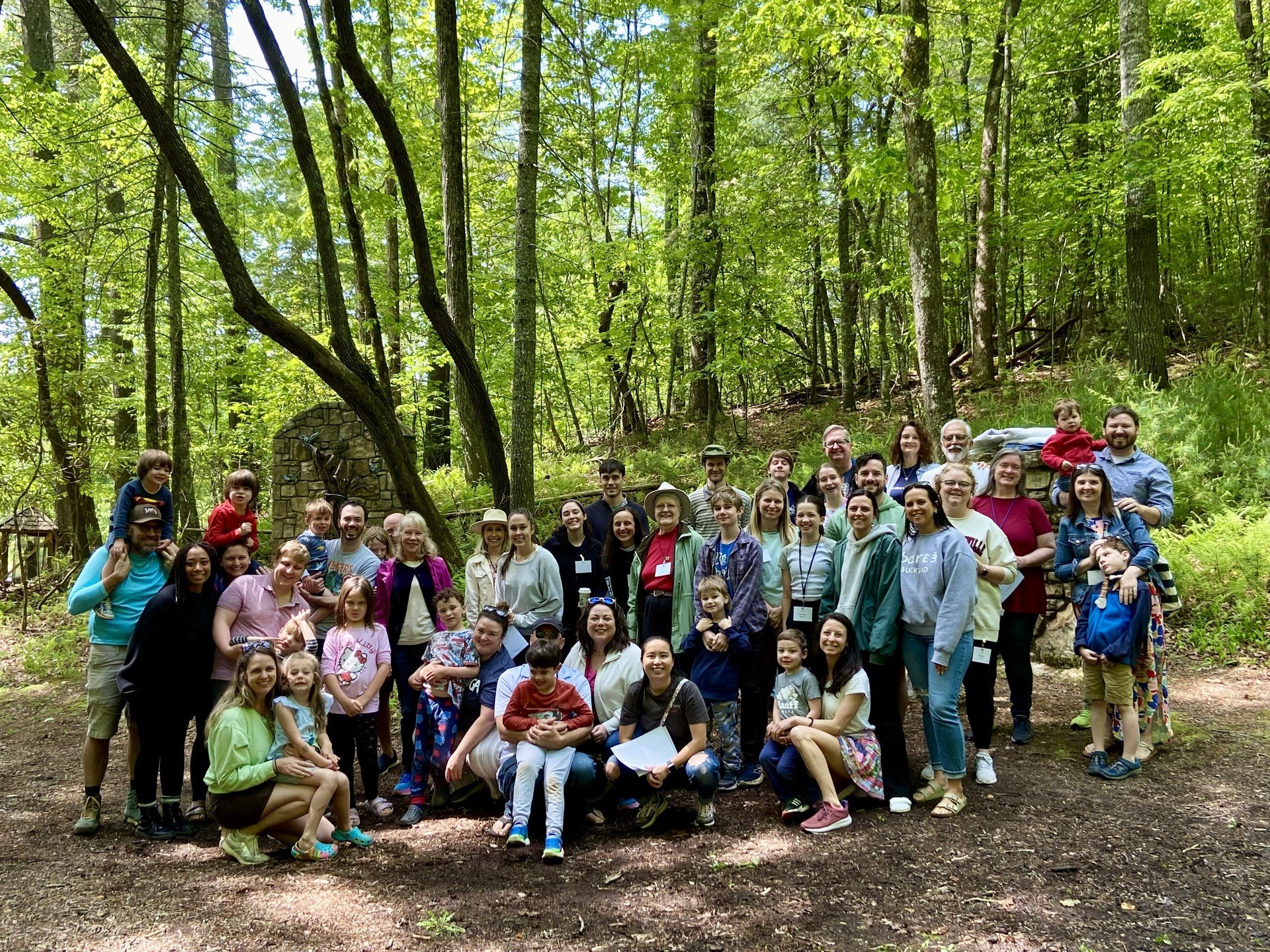 St. Martin's clergy, staff, and parishioners enjoyed a wonderful weekend in the North Carolina mountains at @kanugaepiscopal recently! 

It was a weekend filled with music, fellowship, friendship, dance, prayer, worship, quiet, reflection, hikes, and