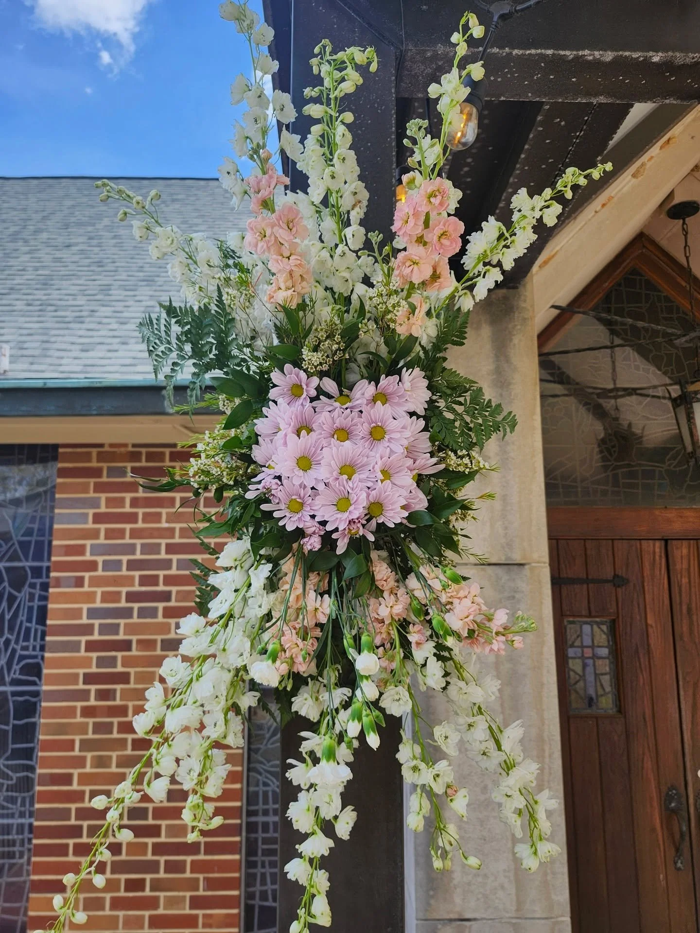 Easter at St. Martin's was made possible, in part, by our wonderful Altar and Flower Guild ladies who adorned the church with some of the most beautiful flowers we've seen! What a joyous Easter at St. Martin's. Enjoy their smiling faces and our Easte