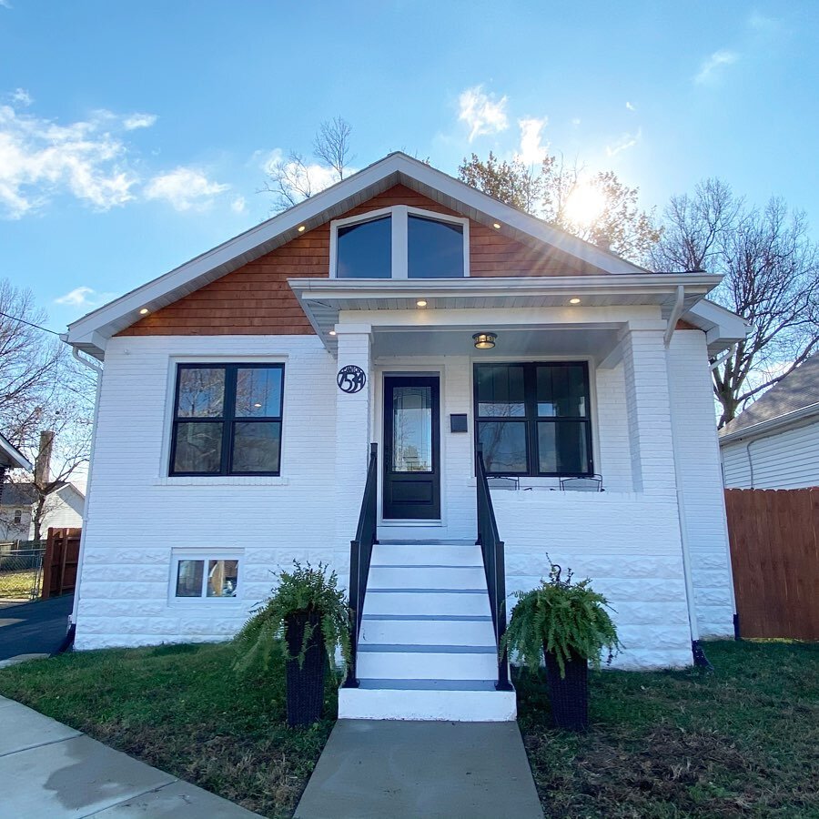 The Canton project has officially been sold! (🎉) We just love how this 92 year old home came to life again.

We wish the new owners the best as they make this house a home. 🤗.

Don't worry; I'll still be sharing more about this project to catch eve