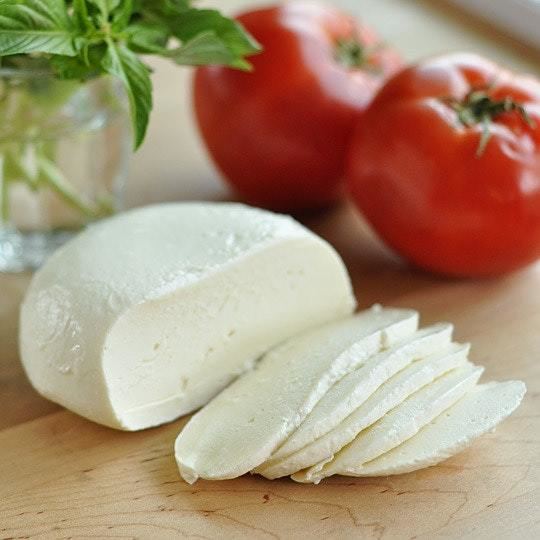 mozzarella-2.jpeg