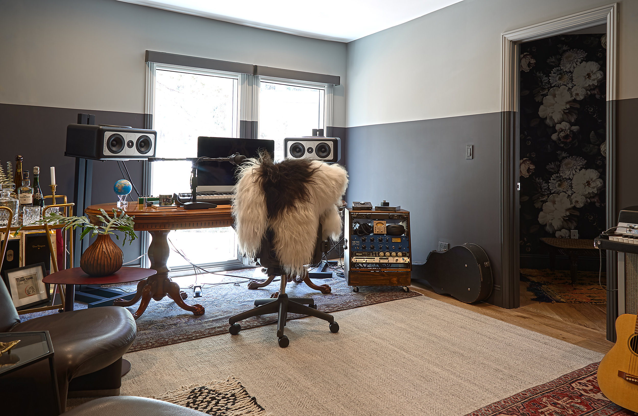02.1_STUDIO.jpg
