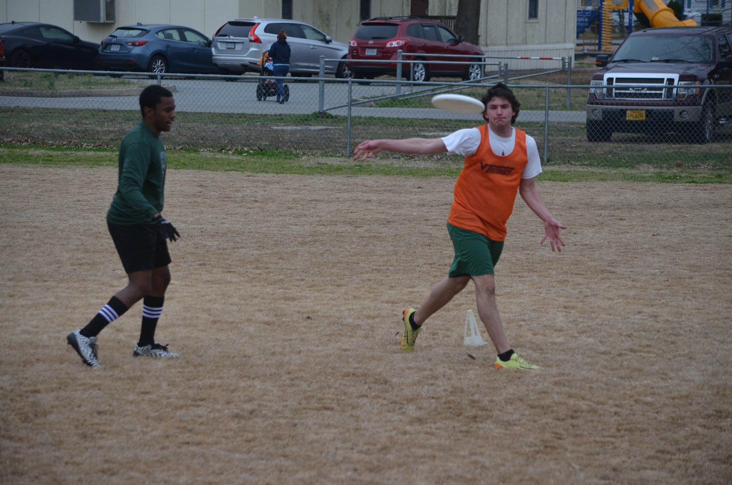 tidewater-ultimate-winter-league-2016_25220075683_o.jpg