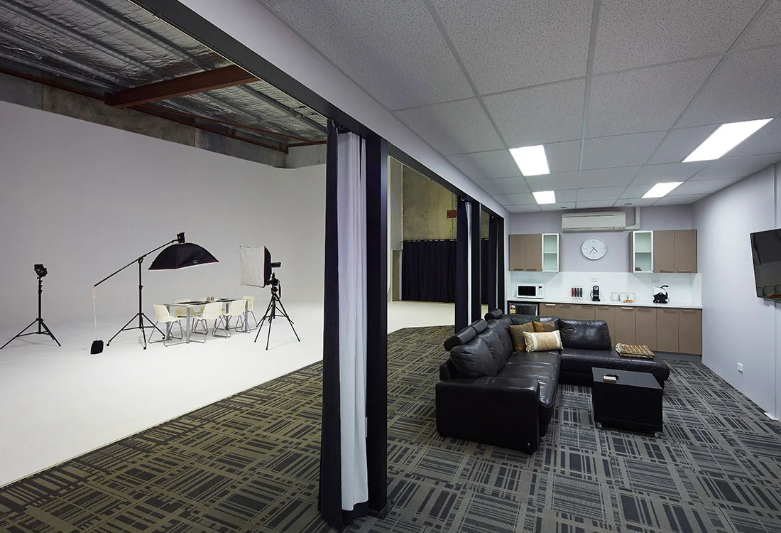 LAUNCH OF PHOTOFINITY STUDIOS: PERTH’S LARGEST INDEPENDENT HIRE STUDIO