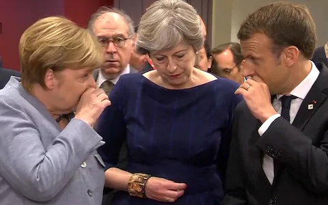 Angela Merkel, Boris Johnson y Emmanuel Jean-Michel Frédéric Macron