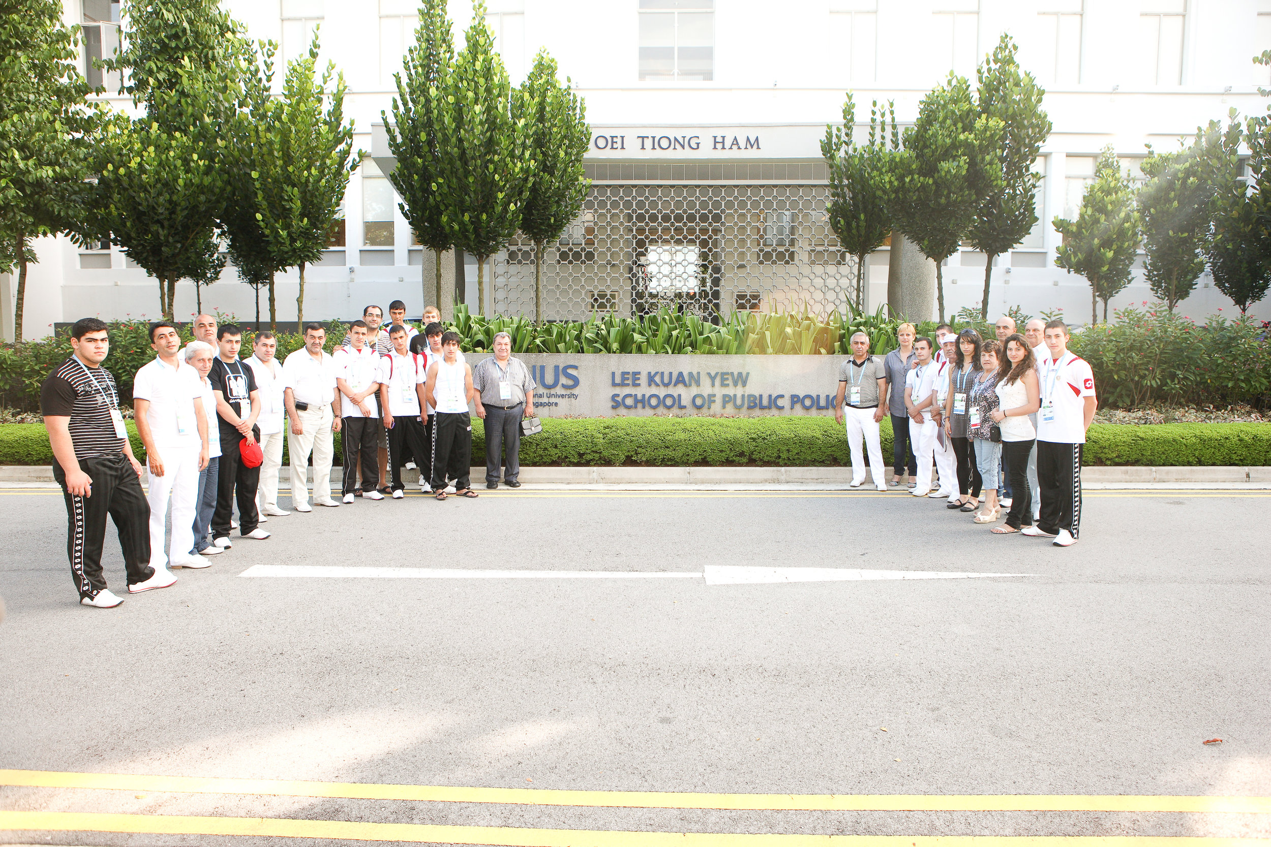 armenian-youth-olympic-team-at-lee-kuan-yew-school-of-public-policy.jpg