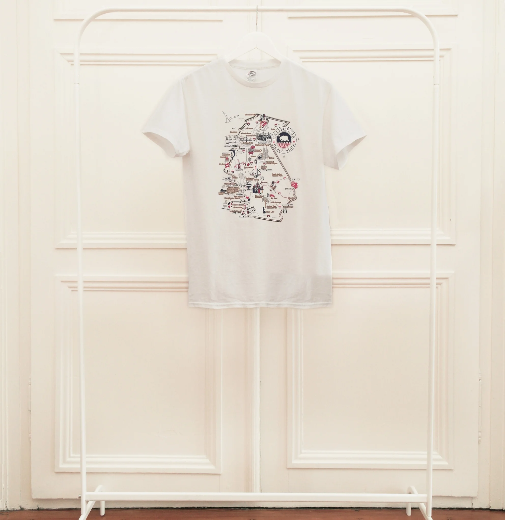 tee shirt1.jpg