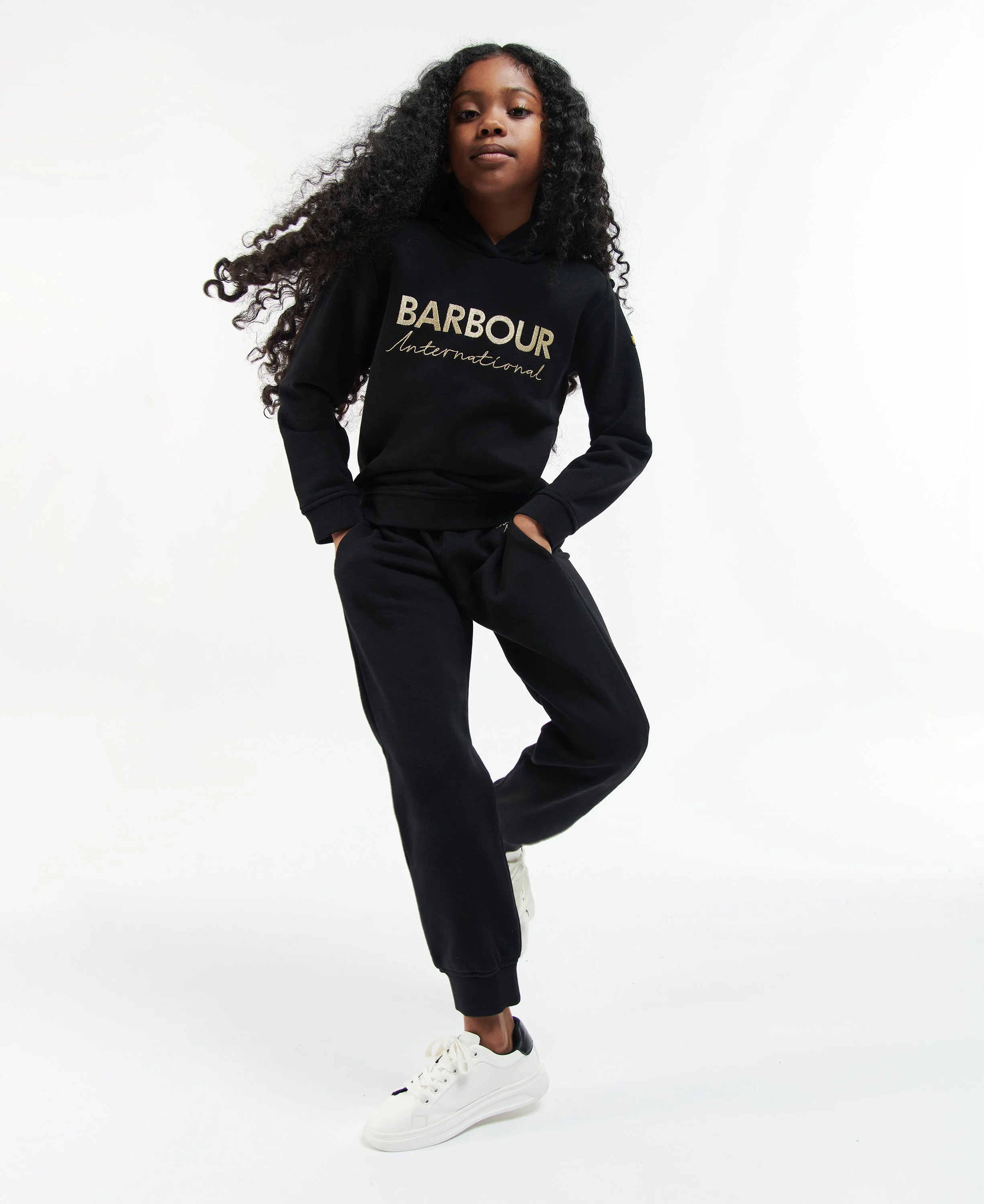 GOL0051BK11_03getthelook_model.jpg