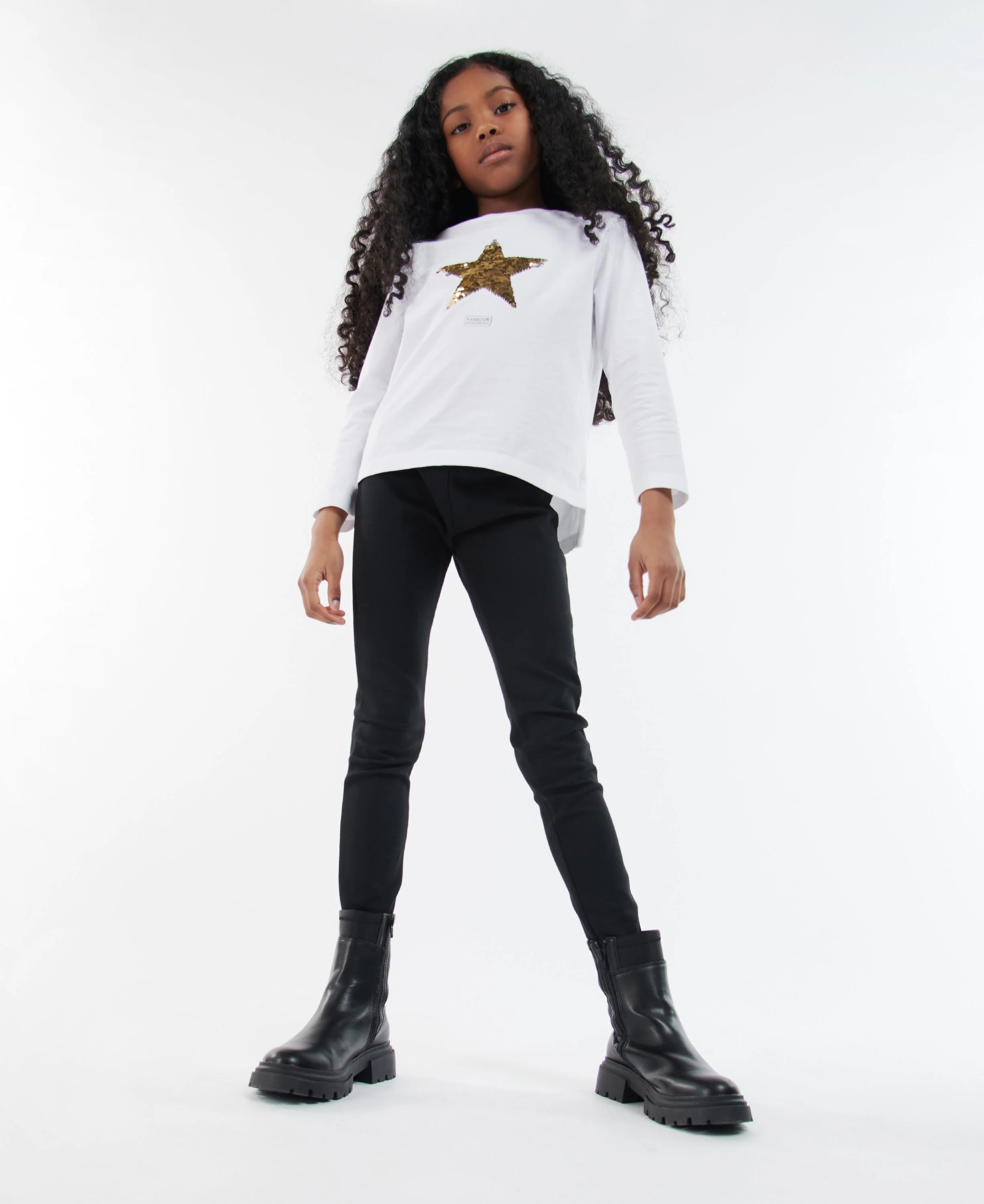 GTS0092WH11_03getthelook_model.jpg