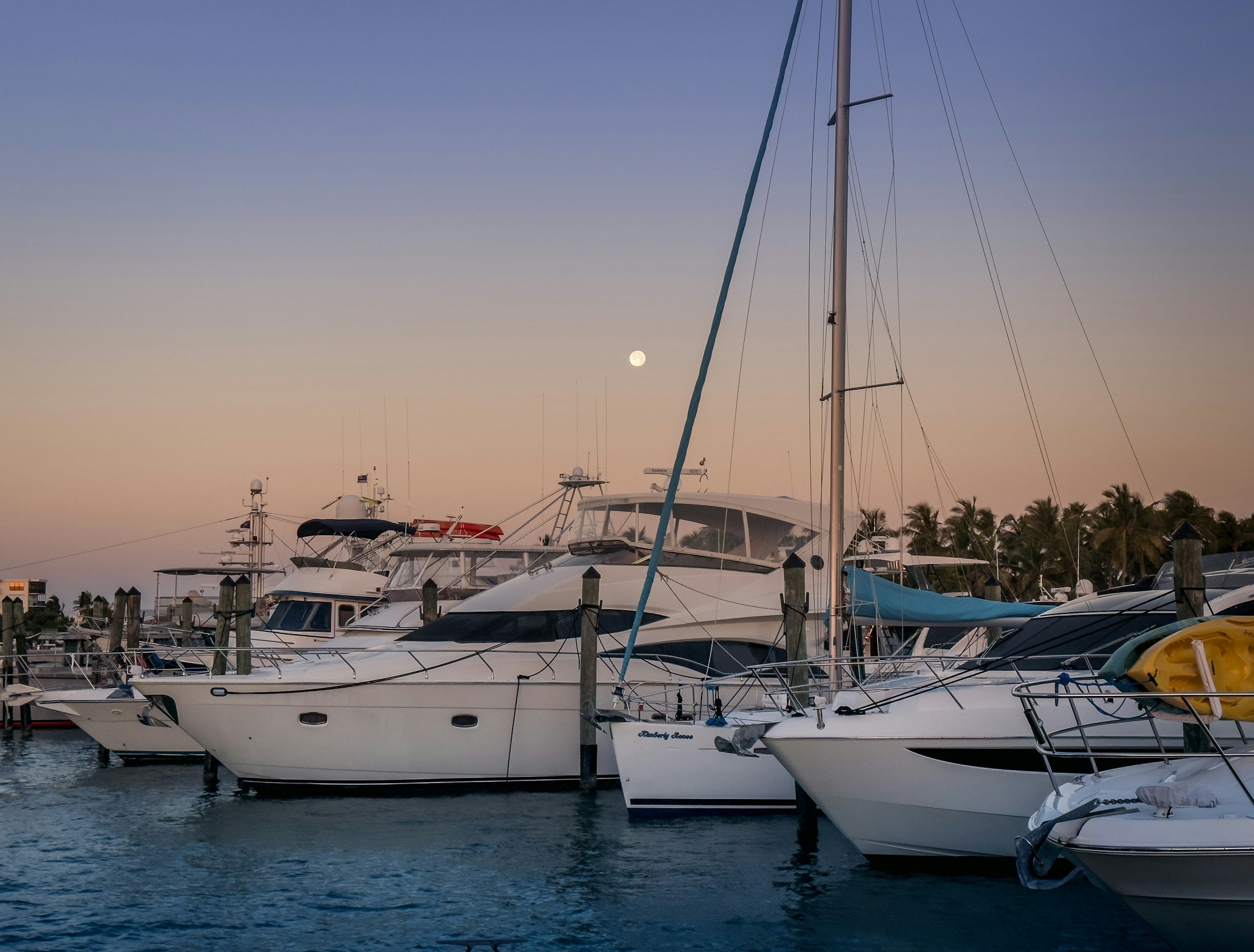 Marina Master – High-End Island Marina